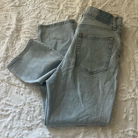 The Ankle Straight Ultra High Rise Abercrombie Jeans - Picture 5 of 9